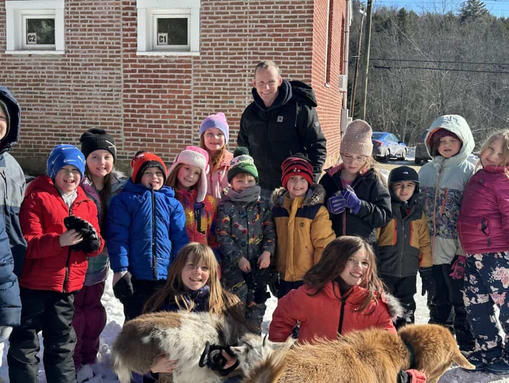 Group photo at CVS 4H day