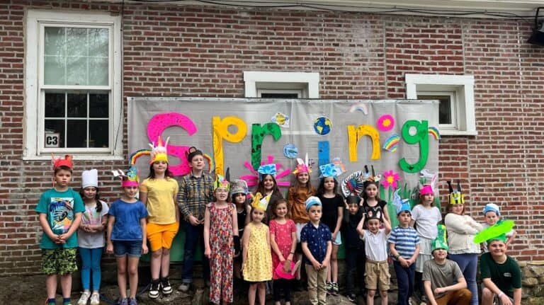 Spring festival group picture of students
